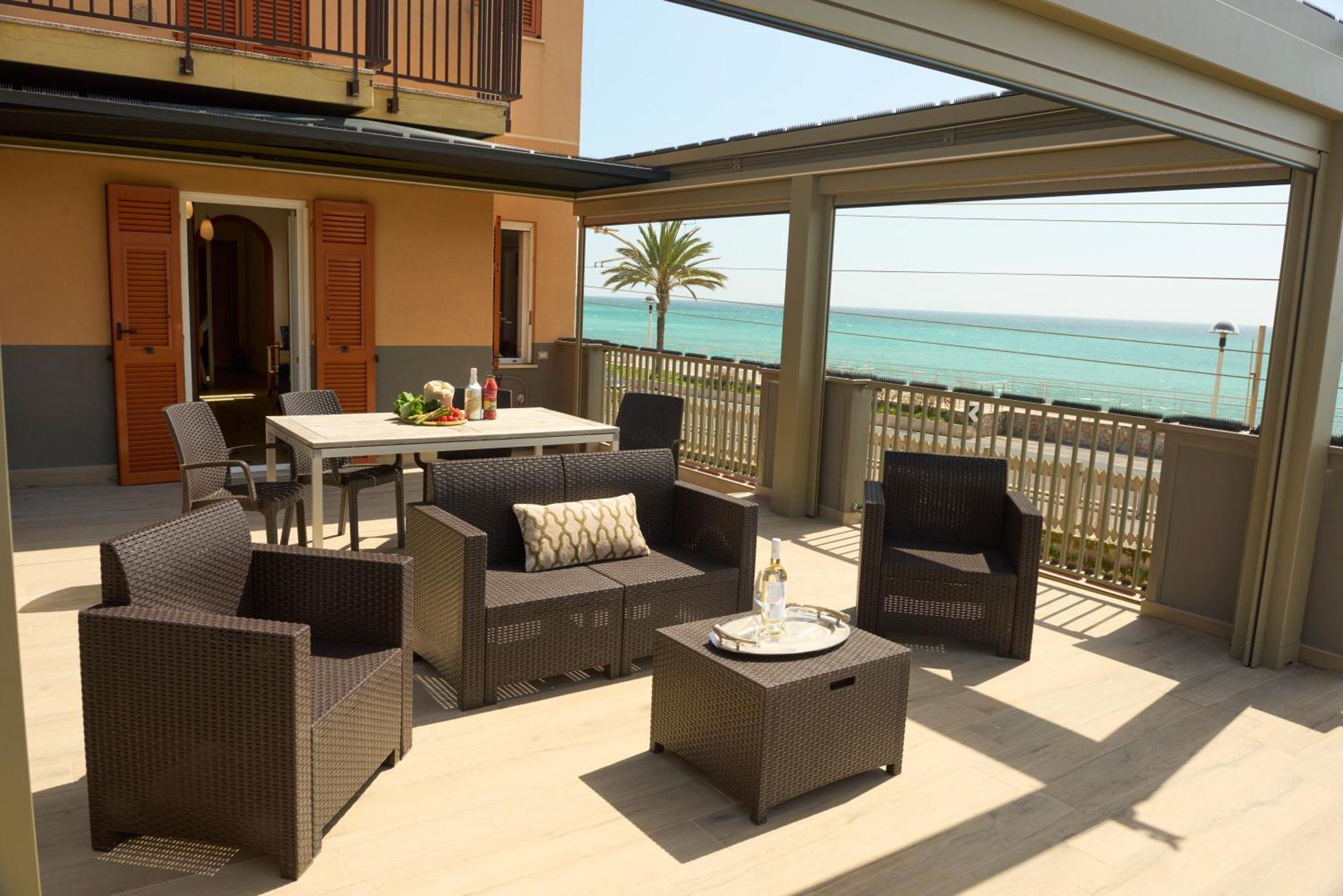 Terrazza Sul Mare A Pietra Ligure Διαμέρισμα Εξωτερικό φωτογραφία